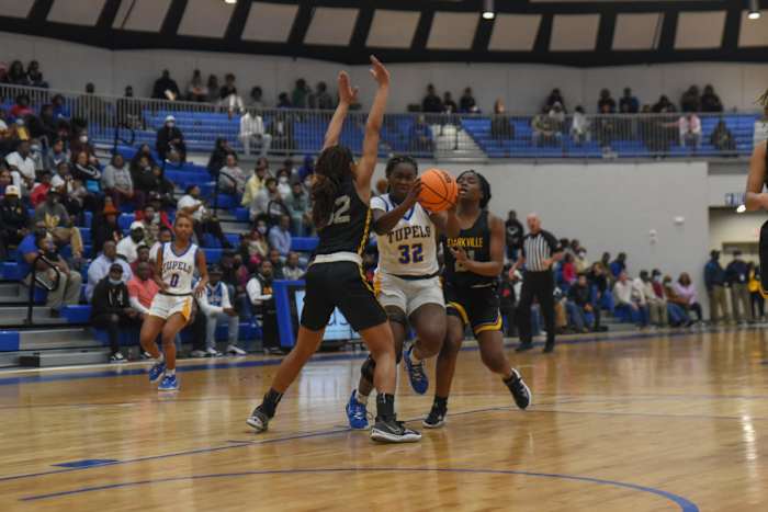 starkville-tupelo-girls-basketball00021